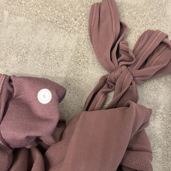 Lululemon Align Crop 21” Love Knot - Picture 4 of 4